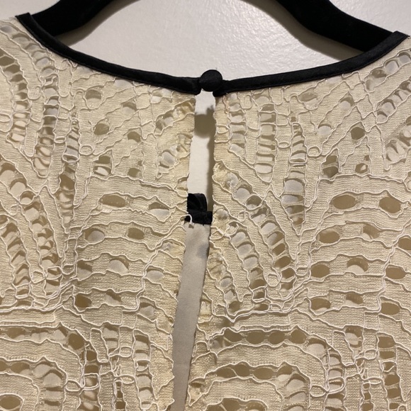 Lace top - Picture 7 of 10